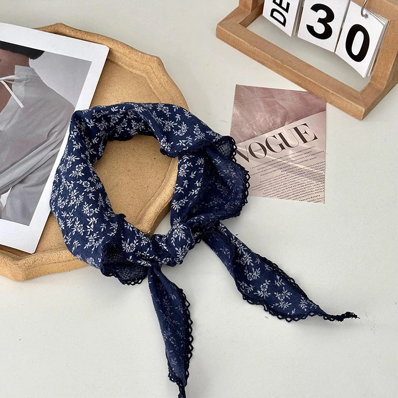 Retro Lace Scarf Sweet Flower Triangle Hair Scarf for Women Hair Band Thin Vintage Kerchief Bohe Flower Ribbon Travel Headwear ﻿