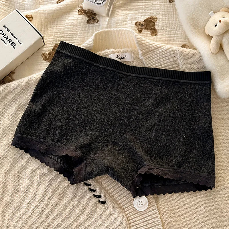Cute Floral Lace Boyshort Panties – Soft Breathable Mid Waist Seamless Underwear for Women