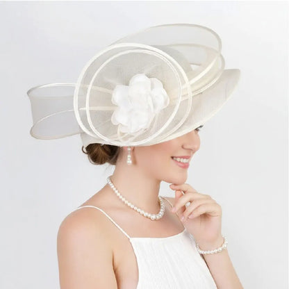 Royal Ascot Mesh Veil Fascinator | Elegant Pillbox Hat for Wedding & Banquet