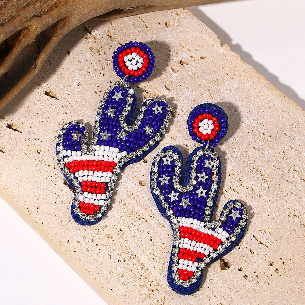 Boho Beach Statement Earrings – Handmade Beaded Starfish Seahorse Shell Drop Earrings for Women