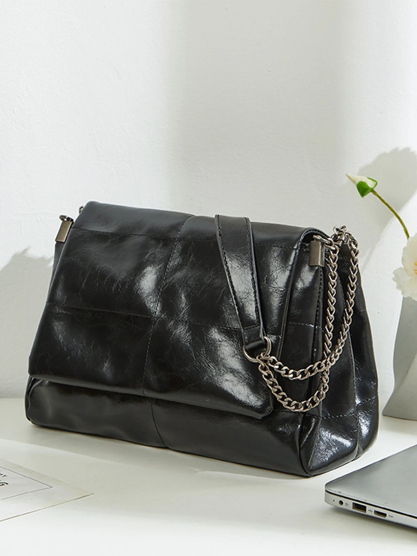 Vintage Black Chain Shoulder Bag – Retro Leather Tote Handbag for Women