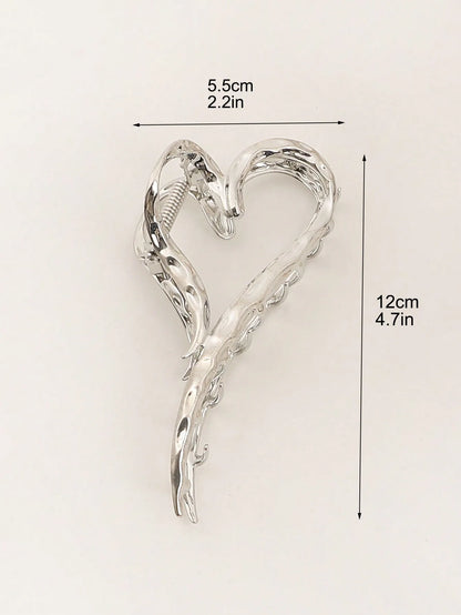 Silver Heart Hair Claw Clip – Minimalist Metal Heart Jaw Clip for Women Trendy Hair Accessory