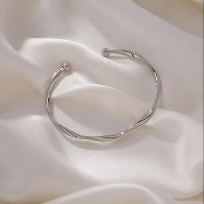 Minimalist Silver Open Bangle Bracelet – Simple Everyday Cuff