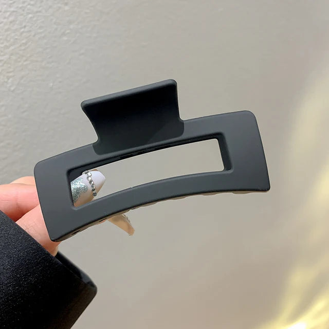 Minimalist Matte Hair Claw Clip – Large Geometric Hair Clip for Women Korean Style Hair Accessories