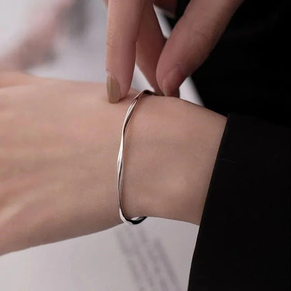 Minimalist Silver Open Bangle Bracelet – Simple Everyday Cuff