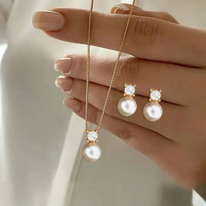 Pearl Necklace & Earrings Set – Elegant Gold Pearl Jewelry Set for Women