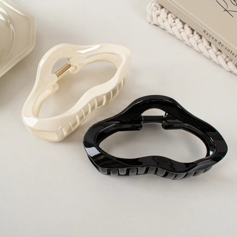 Abstract Acrylic Hair Claw Clips – Minimalist Hollow Jaw Clips for Women Trendy Hair Accessories