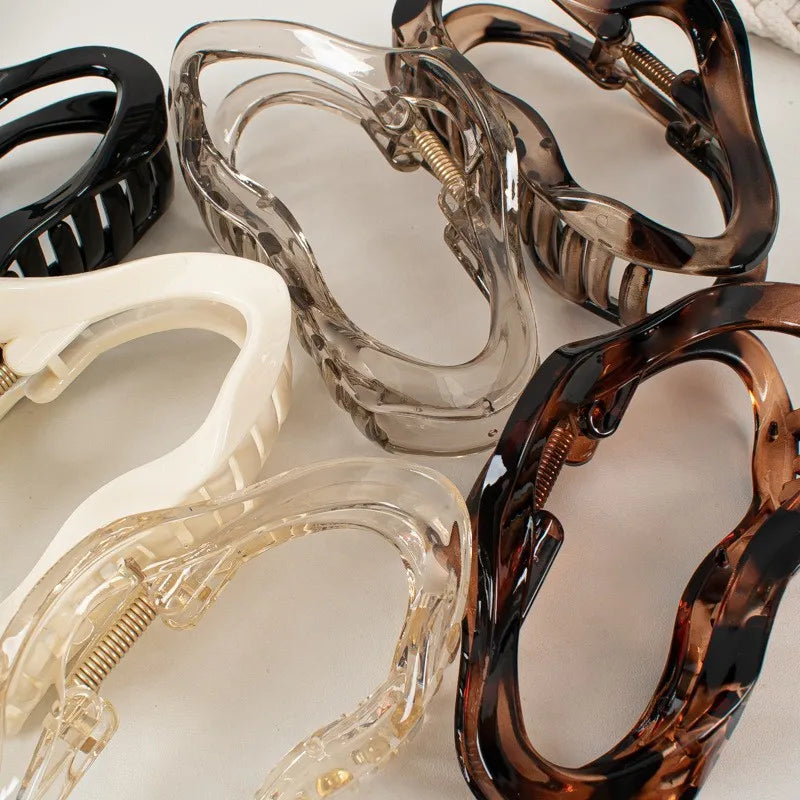 Abstract Acrylic Hair Claw Clips – Minimalist Hollow Jaw Clips for Women Trendy Hair Accessories