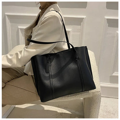 Minimalist Leather Tote Bag – Large Capacity Shoulder Handbag for Women