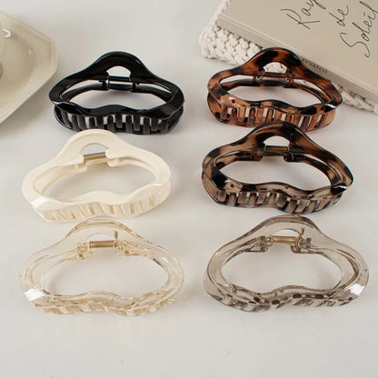 Abstract Acrylic Hair Claw Clips – Minimalist Hollow Jaw Clips for Women Trendy Hair Accessories