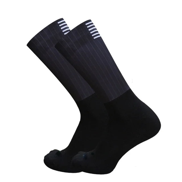 Breathable Mesh Cycling Socks – Lightweight Athletic Crew Sports Socks