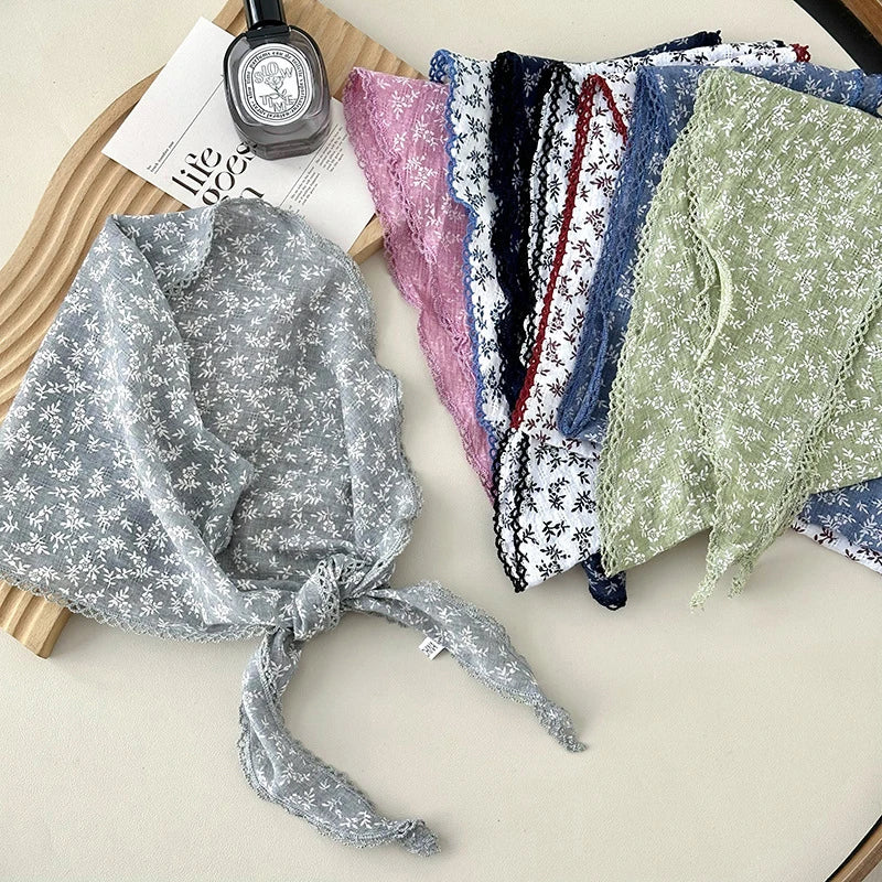 Retro Lace Scarf Sweet Flower Triangle Hair Scarf for Women Hair Band Thin Vintage Kerchief Bohe Flower Ribbon Travel Headwear ﻿