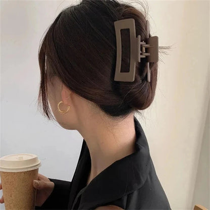 Minimalist Matte Hair Claw Clip – Large Geometric Hair Clip for Women Korean Style Hair Accessories