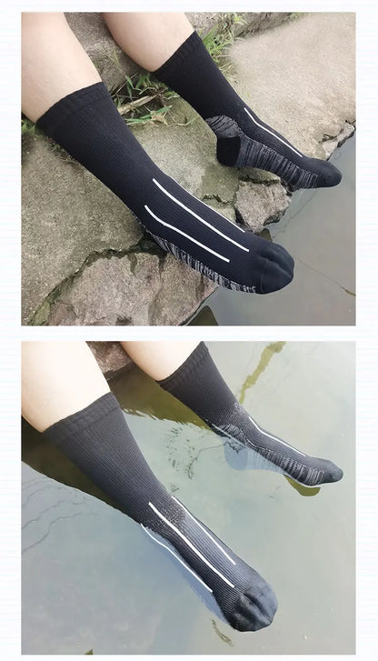 Waterproof Outdoor Sports Socks – Quick Dry Breathable Hiking Crew Socks
