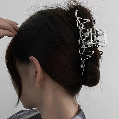 Abstract Metal Hair Claw Clip – Artistic Silver Statement Jaw Clip for Women