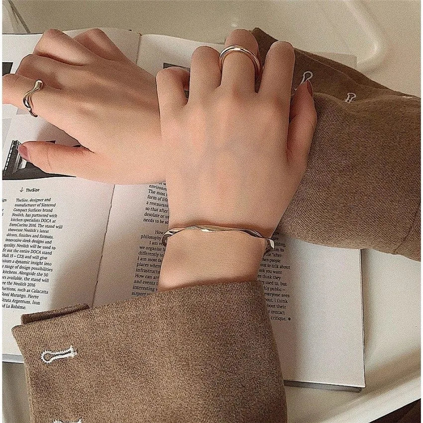 Minimalist Silver Open Bangle Bracelet – Simple Everyday Cuff