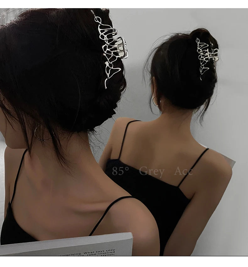 Abstract Metal Hair Claw Clip – Artistic Silver Statement Jaw Clip for Women
