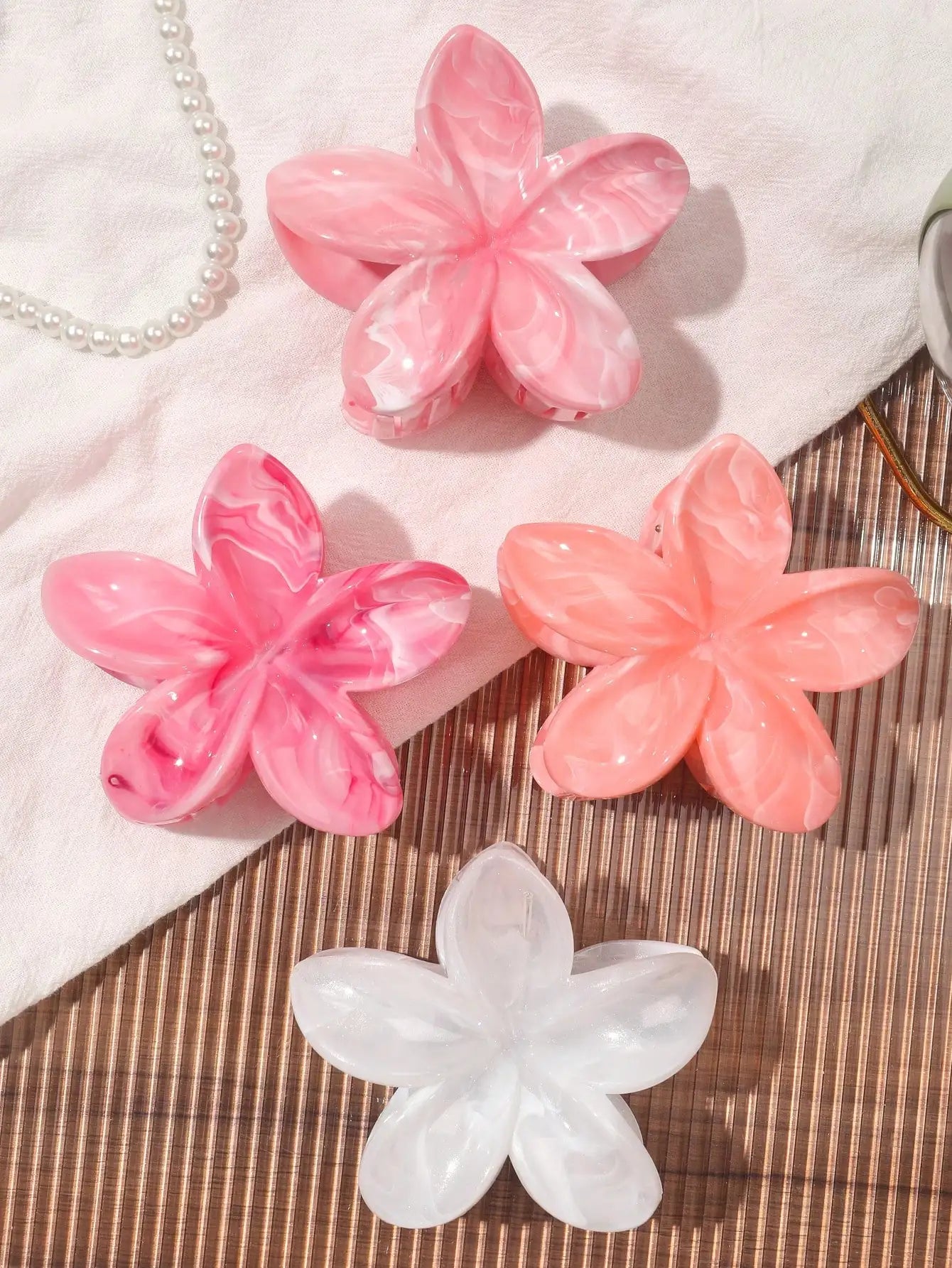4PCS Boho Flower Hair Claw Clips – Marble Floral Shark Clips for Women Cute Hair Accessories