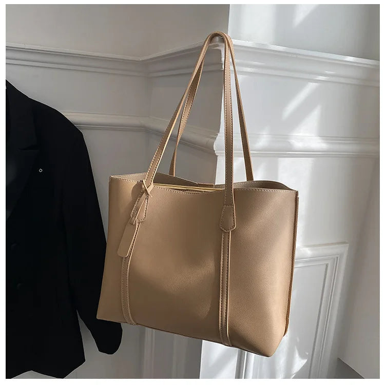 Minimalist Leather Tote Bag – Large Capacity Shoulder Handbag for Women