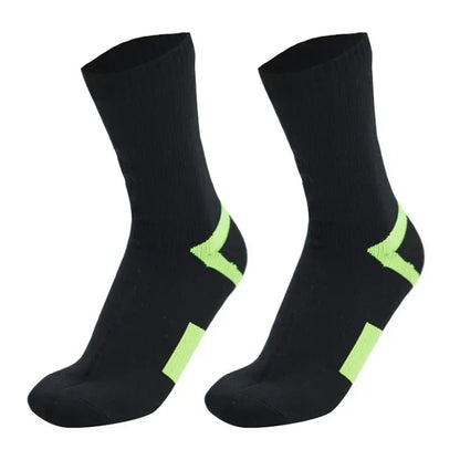 Waterproof Outdoor Sports Socks – Quick Dry Breathable Hiking Crew Socks