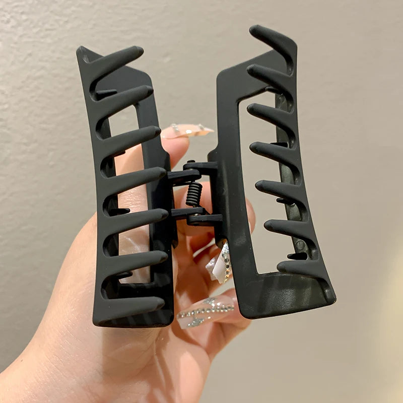 Minimalist Matte Hair Claw Clip – Large Geometric Hair Clip for Women Korean Style Hair Accessories
