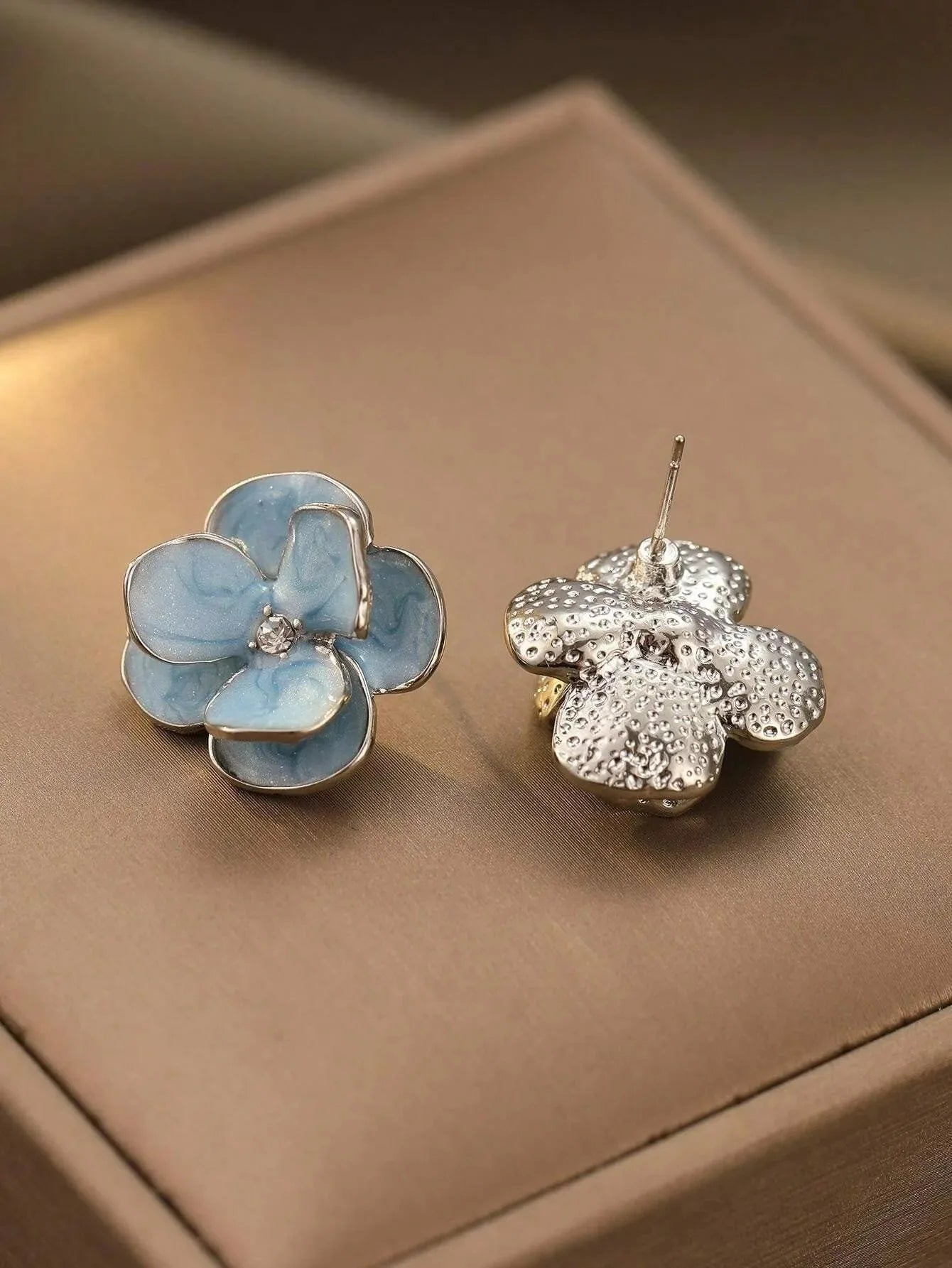 Blue Flower Stud Earrings – Elegant Floral Crystal Earrings for Women Vintage Jewelry