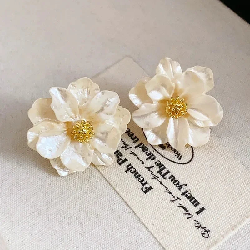 Blue Flower Stud Earrings – Elegant Floral Crystal Earrings for Women Vintage Jewelry