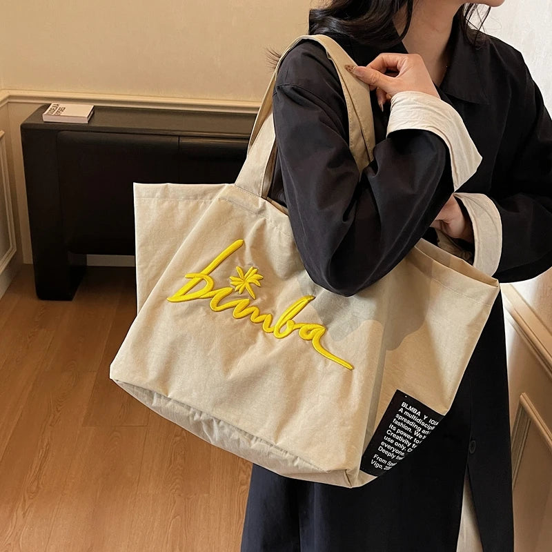 Large Capaci Canvas Tote Bag Women's 2026 New High-End Embroidered Casual op Bag Mom Sle Commuter Bag