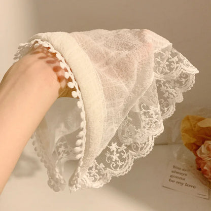 Vintage Lace Headscarf – Cottagecore Floral Hair Scarf, Elegant Triangle Headband for Women