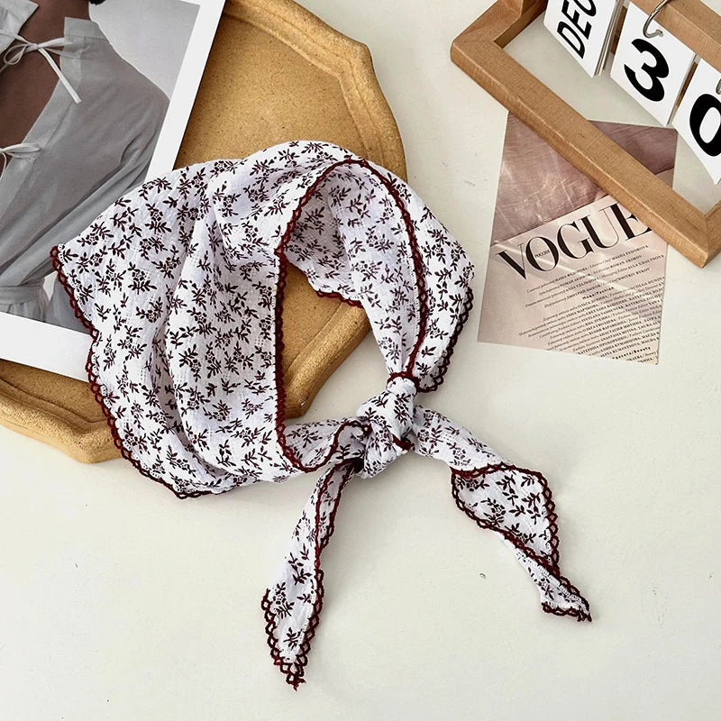 Retro Lace Scarf Sweet Flower Triangle Hair Scarf for Women Hair Band Thin Vintage Kerchief Bohe Flower Ribbon Travel Headwear ﻿