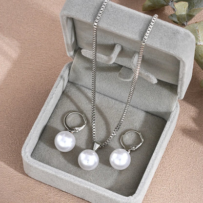Pearl Necklace & Earrings Set – Elegant Gold Pearl Jewelry Set for Women