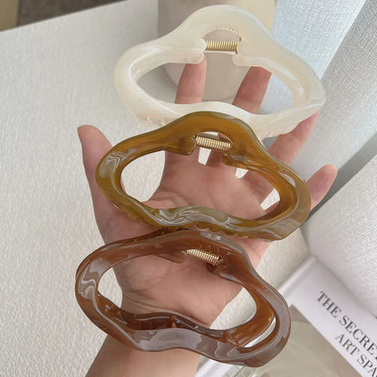 Abstract Acrylic Hair Claw Clips – Minimalist Hollow Jaw Clips for Women Trendy Hair Accessories