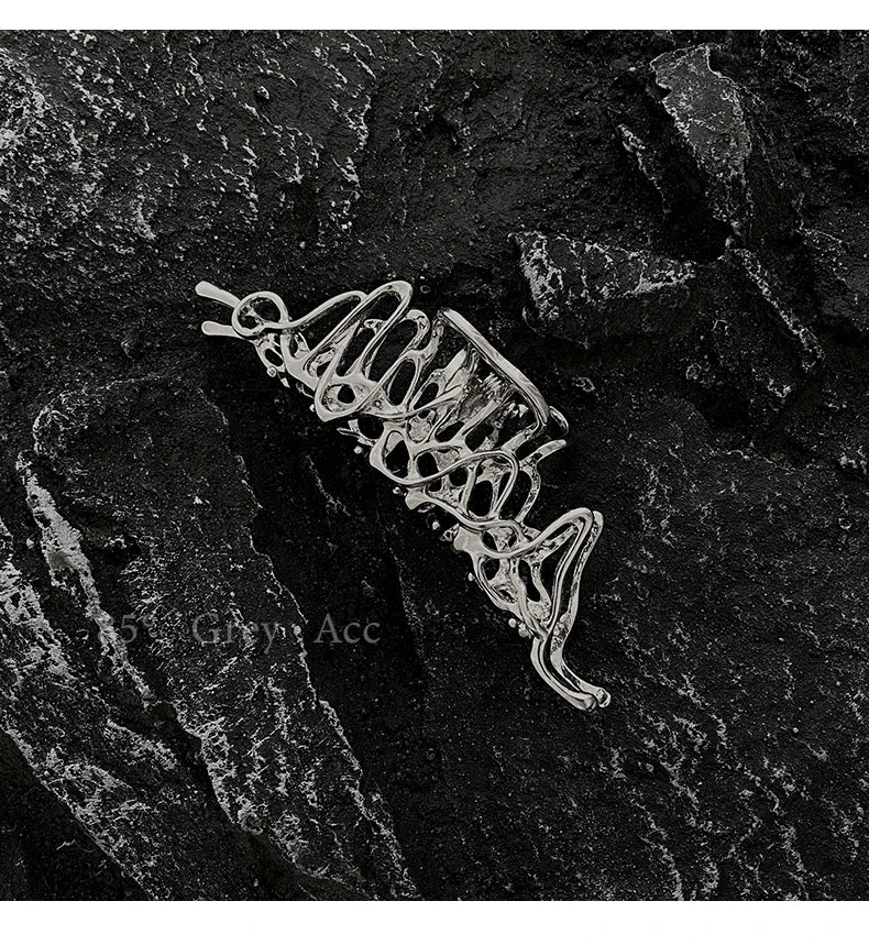 Abstract Metal Hair Claw Clip – Artistic Silver Statement Jaw Clip for Women