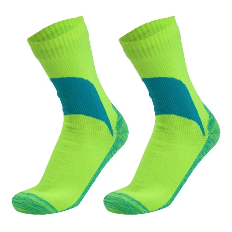Waterproof Outdoor Sports Socks – Quick Dry Breathable Hiking Crew Socks