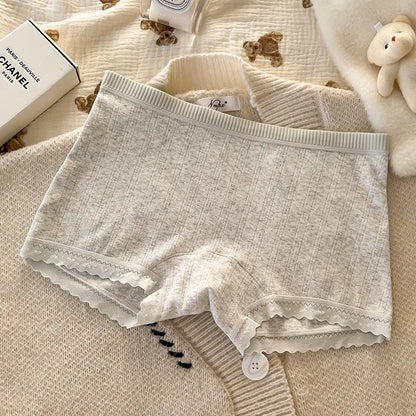 Cute Floral Lace Boyshort Panties – Soft Breathable Mid Waist Seamless Underwear for Women