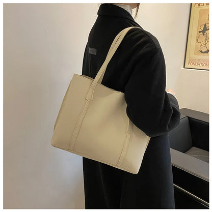 Minimalist Leather Tote Bag – Large Capacity Shoulder Handbag for Women