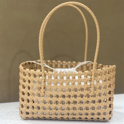 Woven Plastic Tote Bag – Retro Grid Shoulder Handbag for Women Summer Beach Style