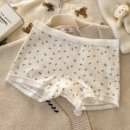 Cute Floral Lace Boyshort Panties – Soft Breathable Mid Waist Seamless Underwear for Women