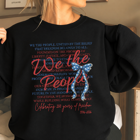 We The People Patriotic Sweatshirt – USA Freedom Graphic Oversized Crewneck Pullover for Women